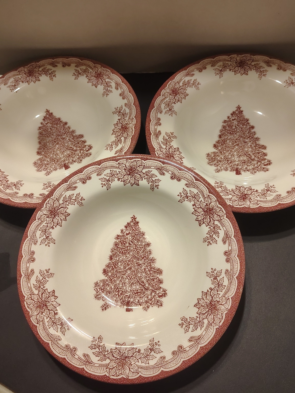 Stafffordshire Yuletide Festive Red / Pink Christmas Tree  Bowls - Set of 3